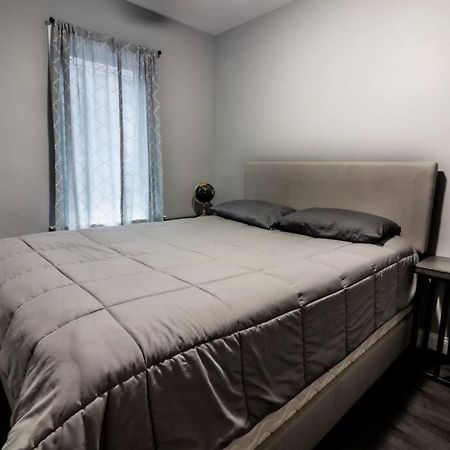 Comfortable 3Br, 1 Bath Close To The Falls ナイアガラフォールズ エクステリア 写真