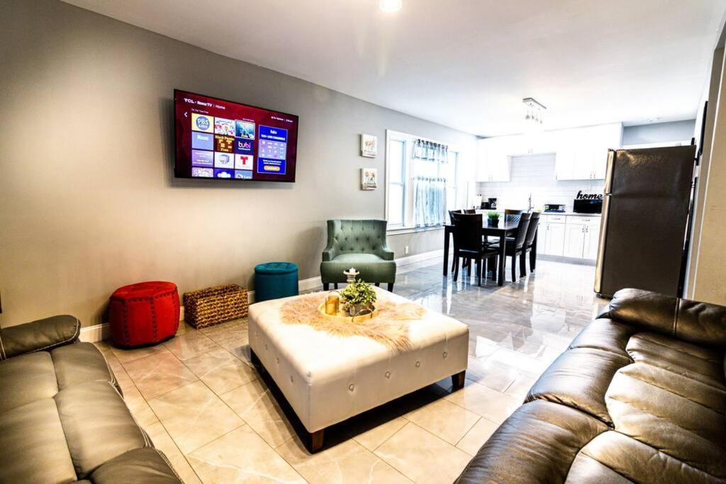 Comfortable 3Br, 1 Bath Close To The Falls ナイアガラフォールズ エクステリア 写真